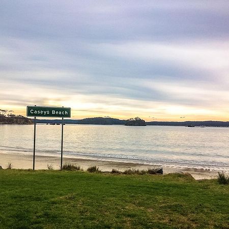 Caseys Beach Holiday Park Sunshine Bay Exterior foto