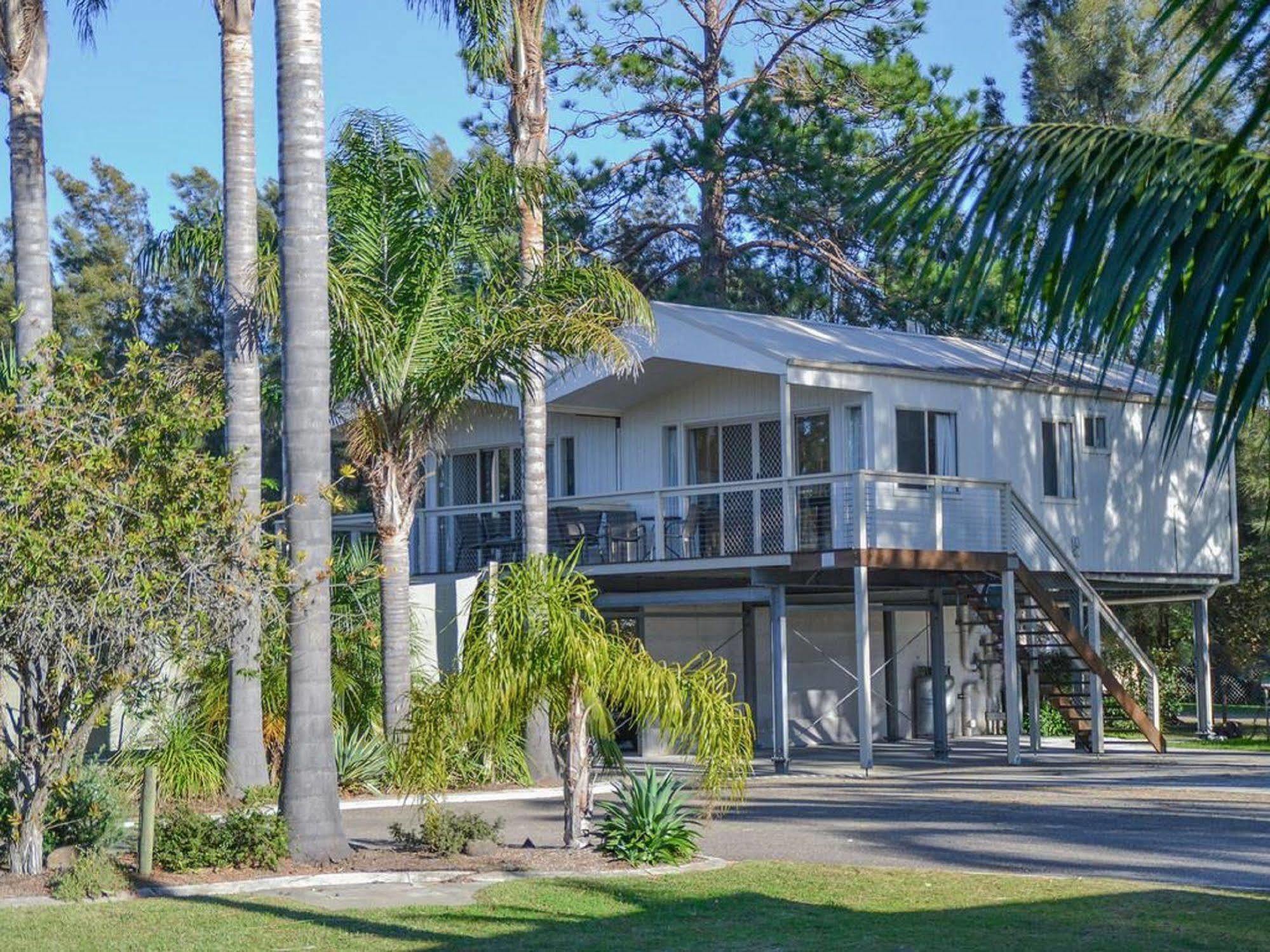 Caseys Beach Holiday Park Sunshine Bay Exterior foto